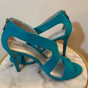 X.APPEAL Turquoise Heels